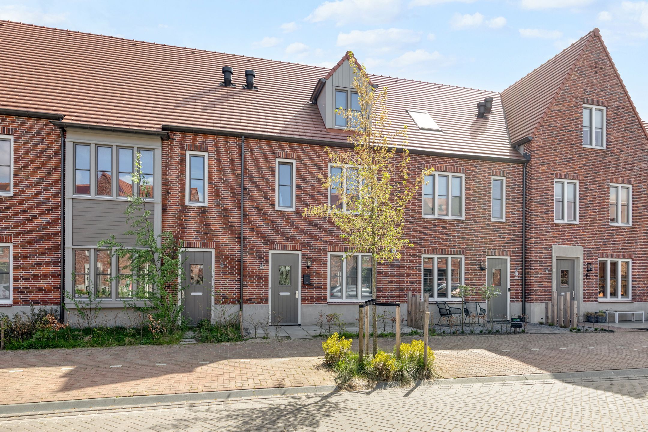 Foto 42 van Notenhout 19