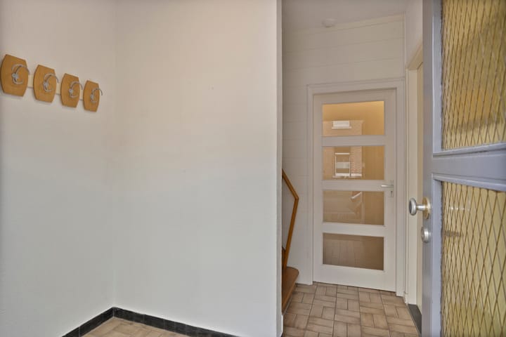 Photo 4 of Dorpstraat 105