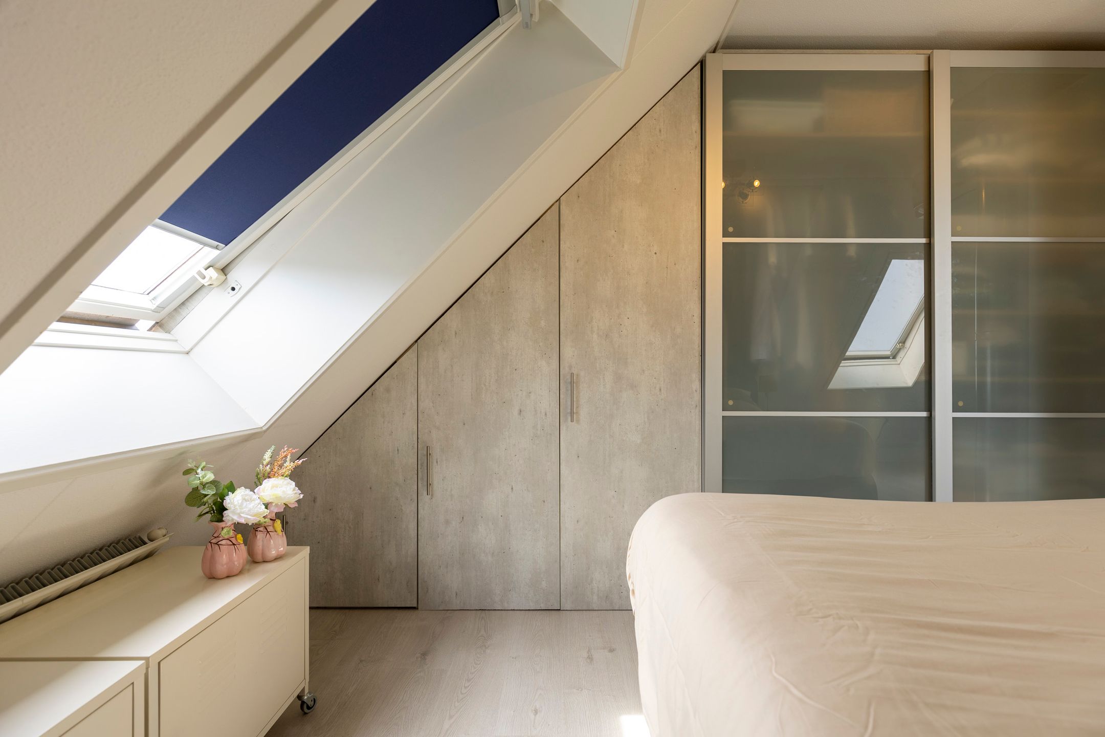 Comfortable Semi-Detached Home with Versatile Layout and Modern Finishes — 54