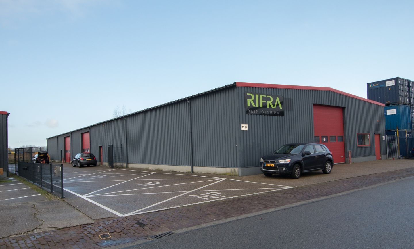 Bekijk foto 3 van Industrieweg 13-B