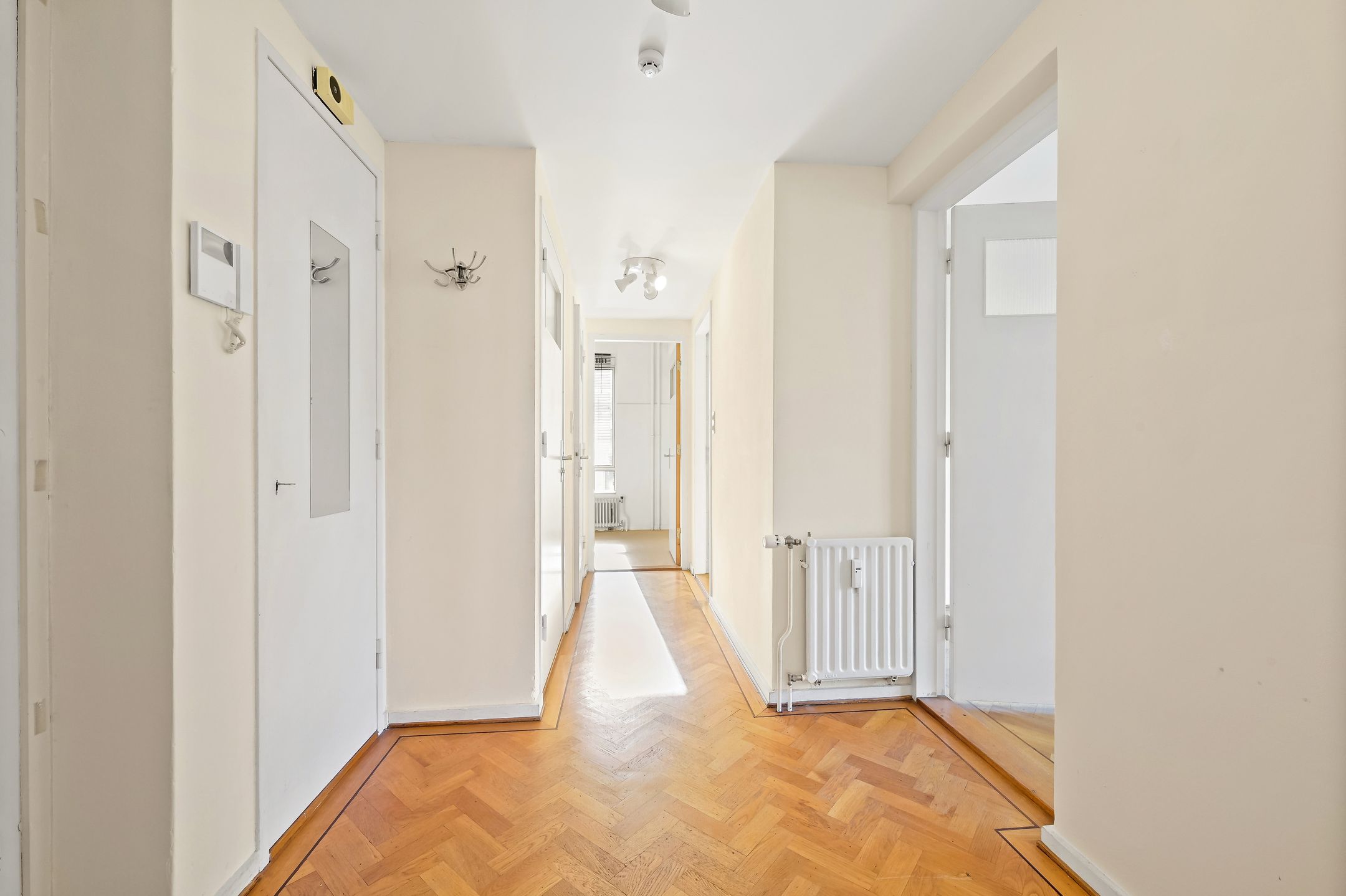 Foto 21 van Van Alkemadelaan 1162