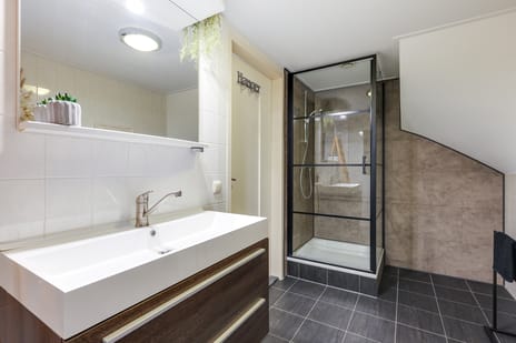 Albast 21 tertiary image