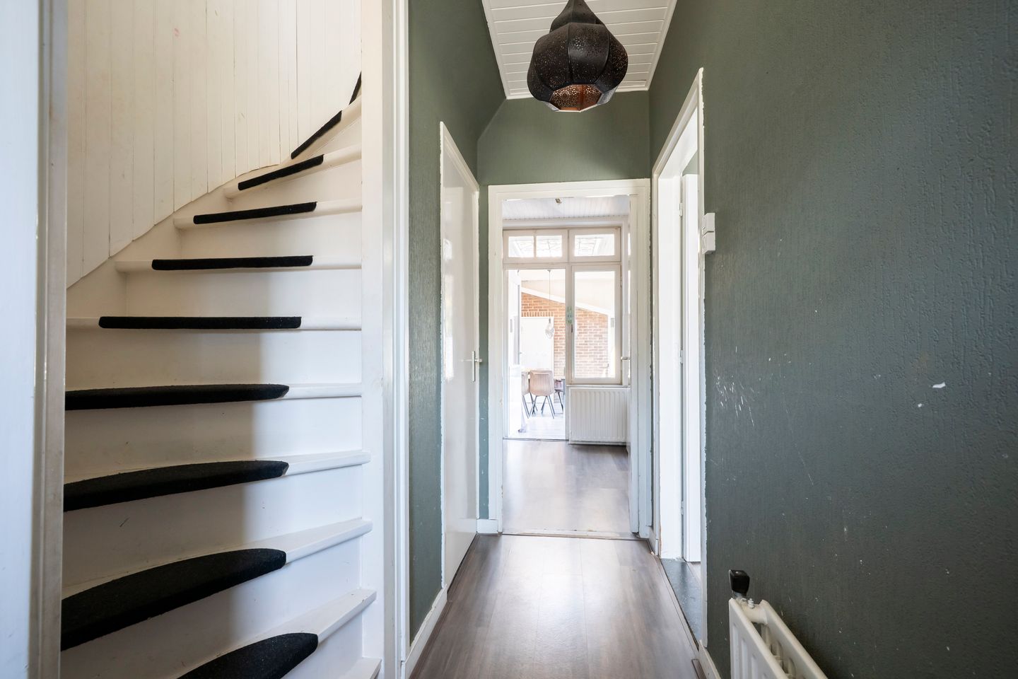 Photo 4 of Julianastraat 41