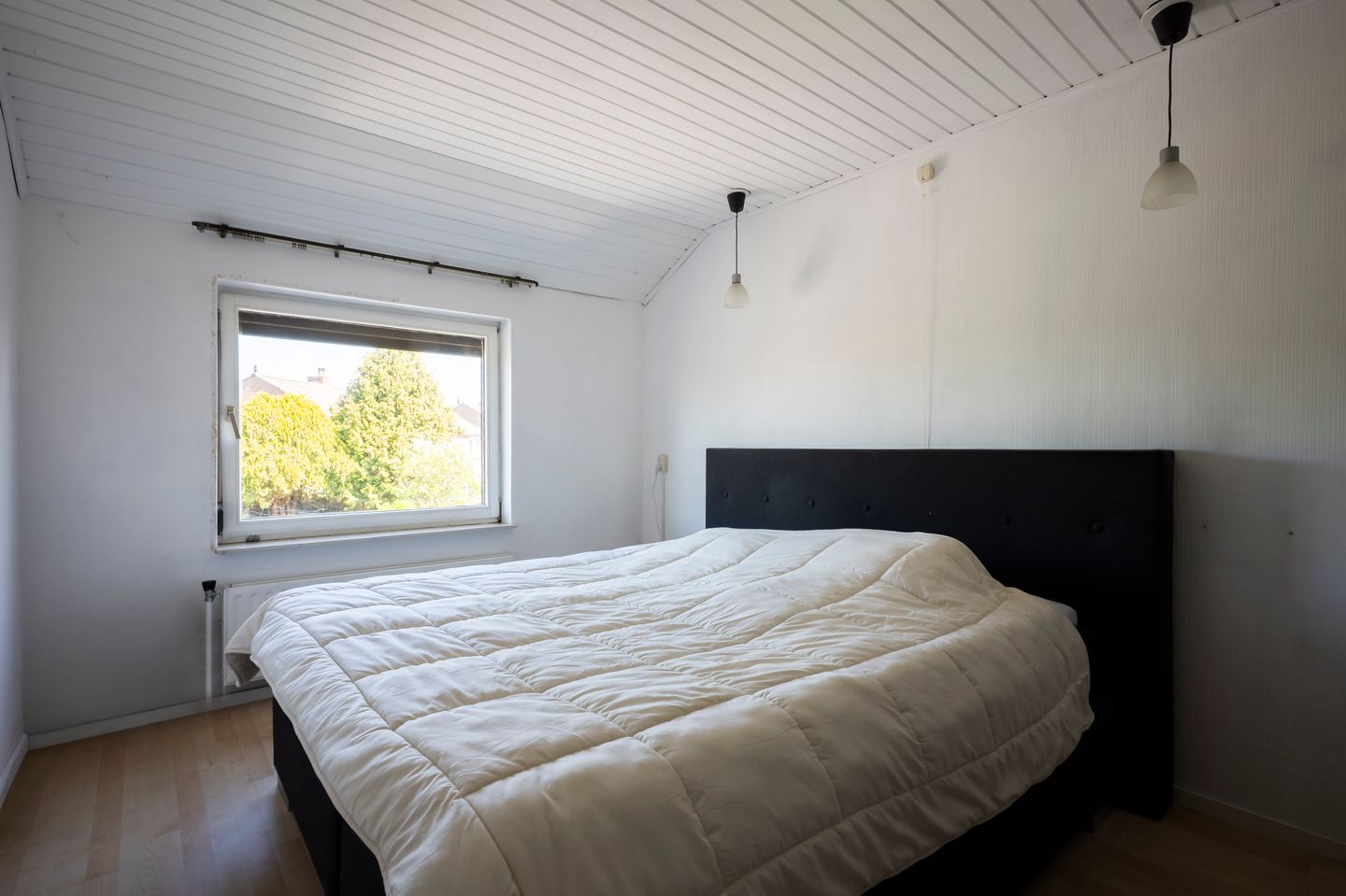 Photo 14 of Julianastraat 41