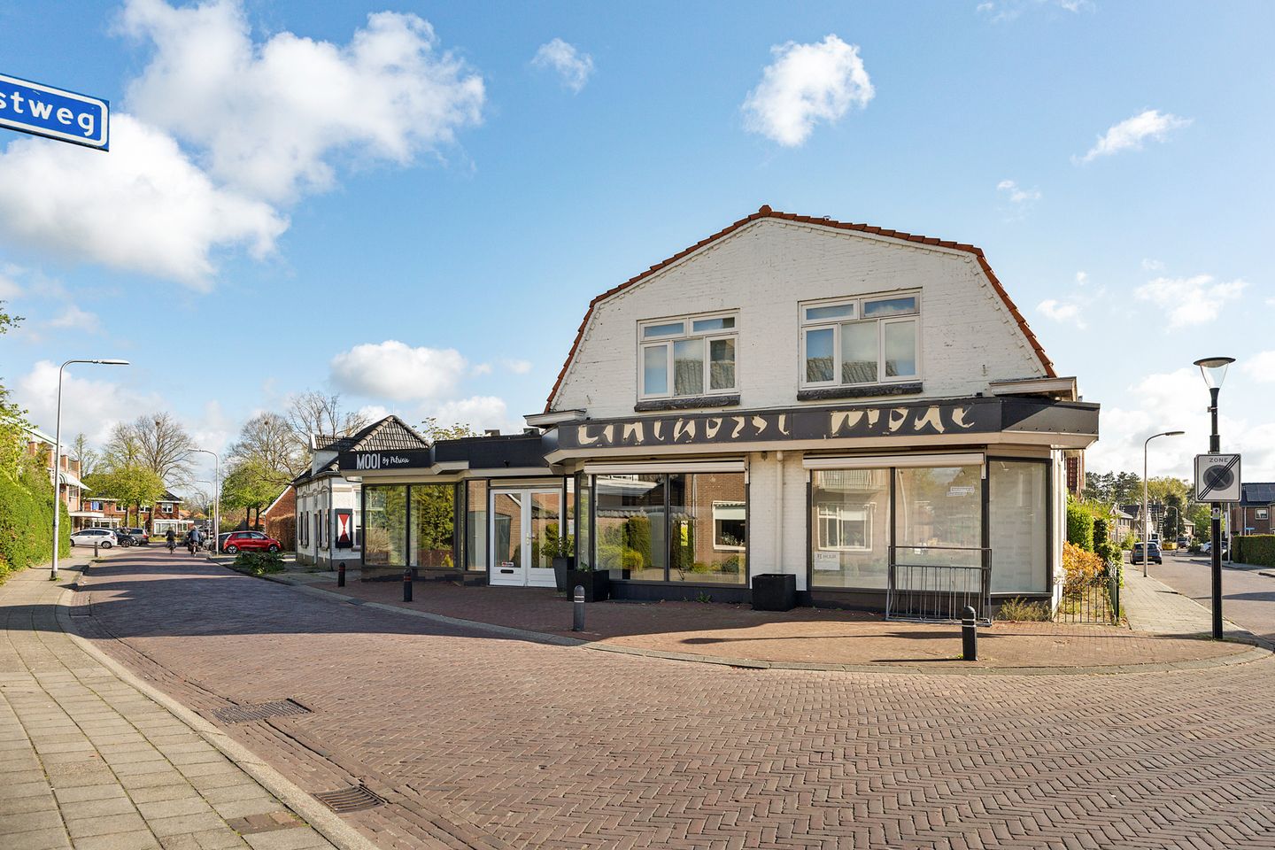 Bekijk foto 1 van de Haarstraat 2