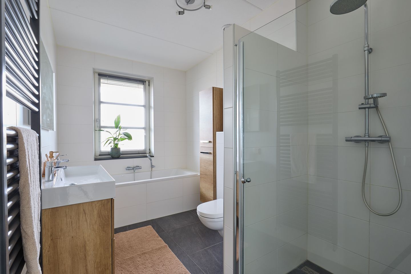 Foto 44 van Vederkruid 1