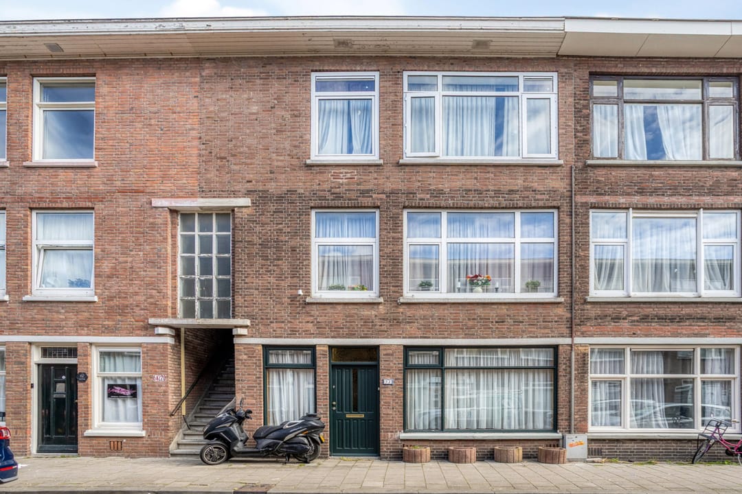 Photo 2 of Jan van Rodestraat 72