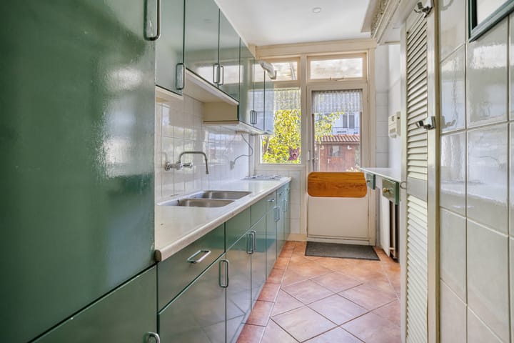 Photo 4 of Jan van Rodestraat 72