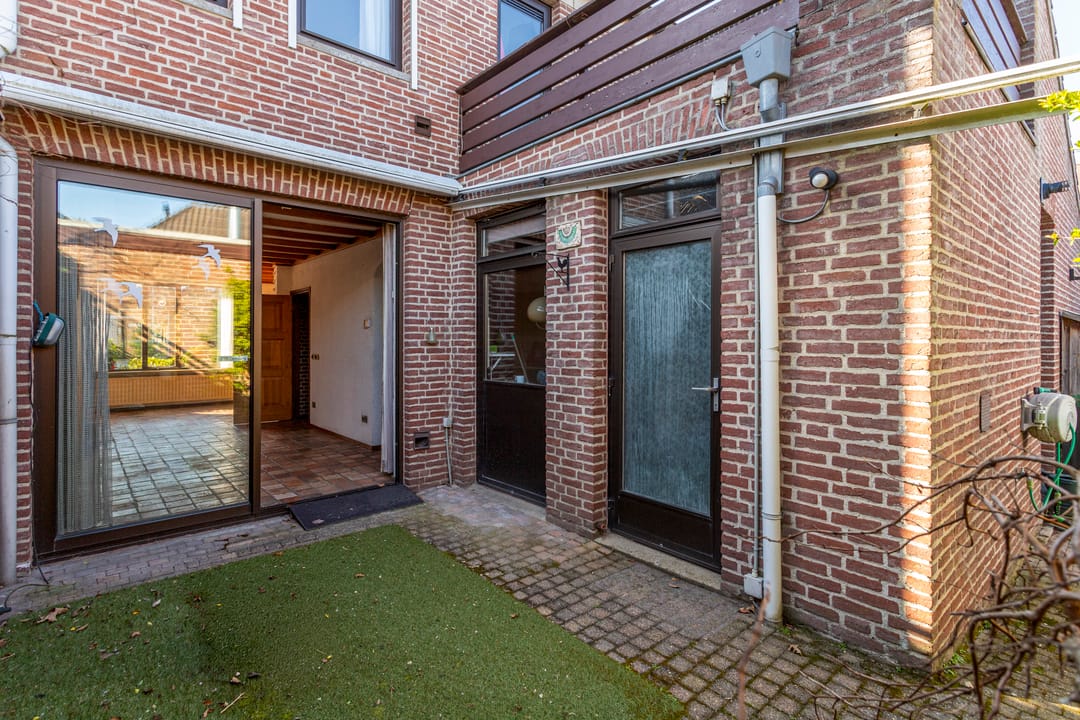 Photo 16 of Kerkstraat 43