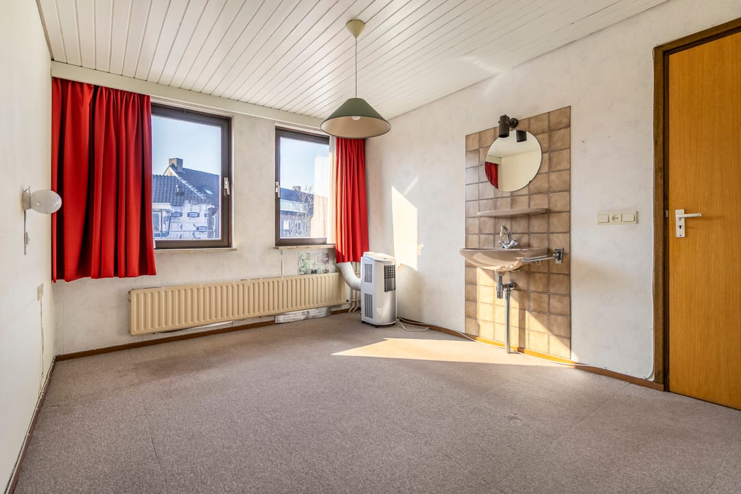 Photo 32 of Kerkstraat 43