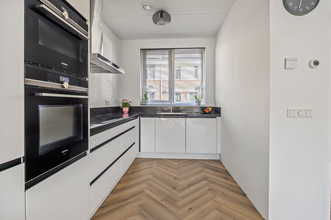 Foto 11 van Suzanna van Oostdijkstraat 17