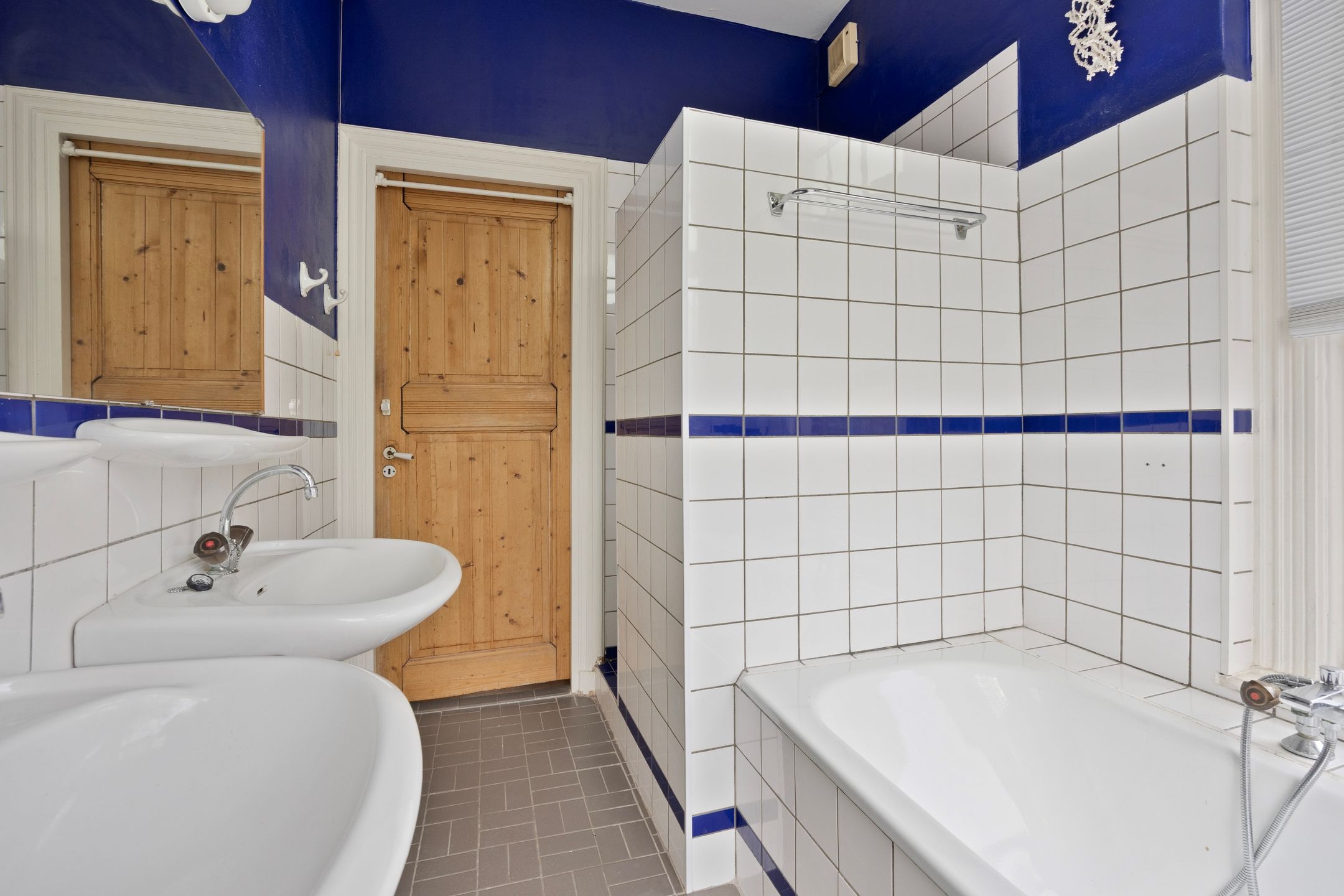 Photo 42 of Jacob Gillesstraat 35
