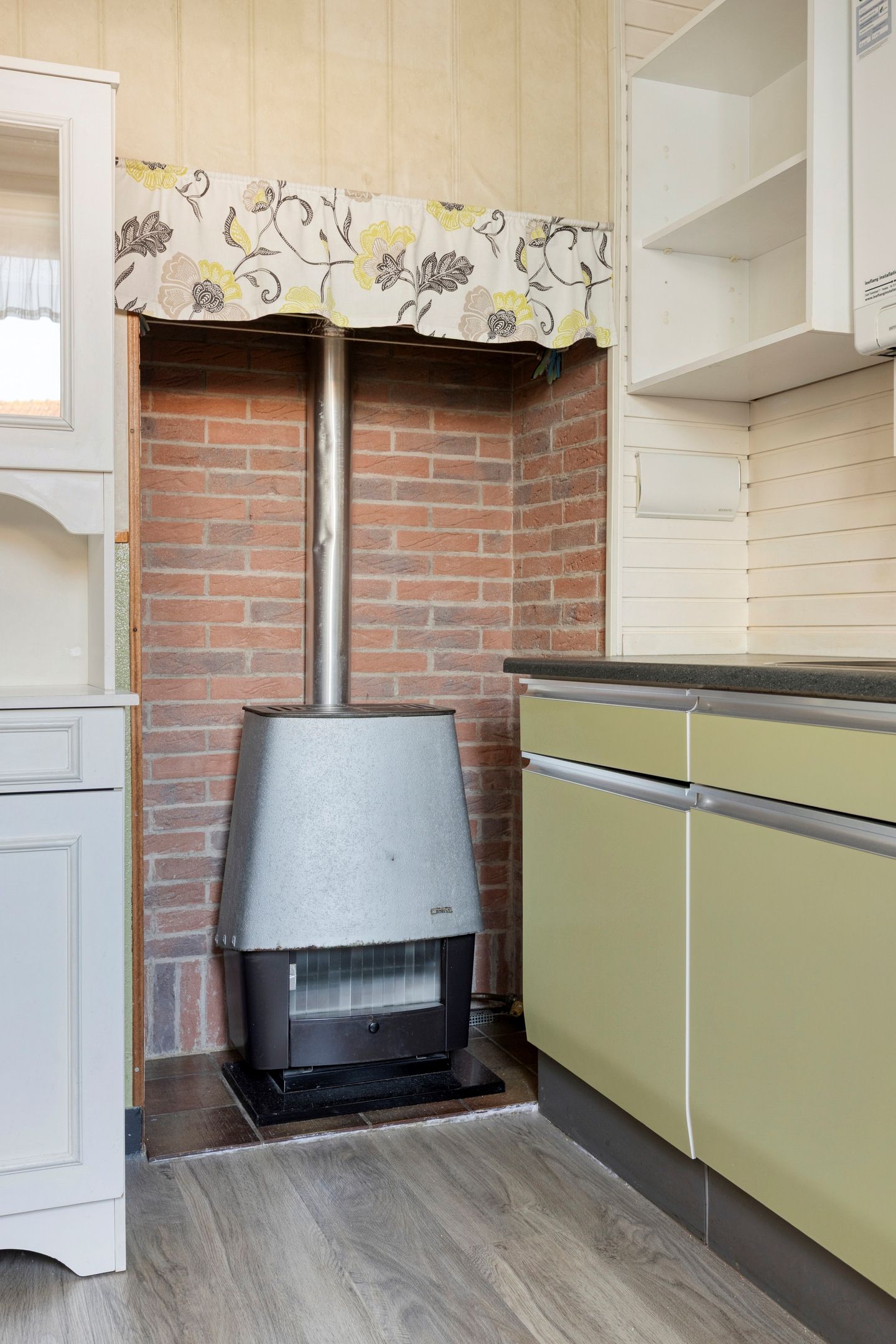 Foto 15 van Irenestraat 8