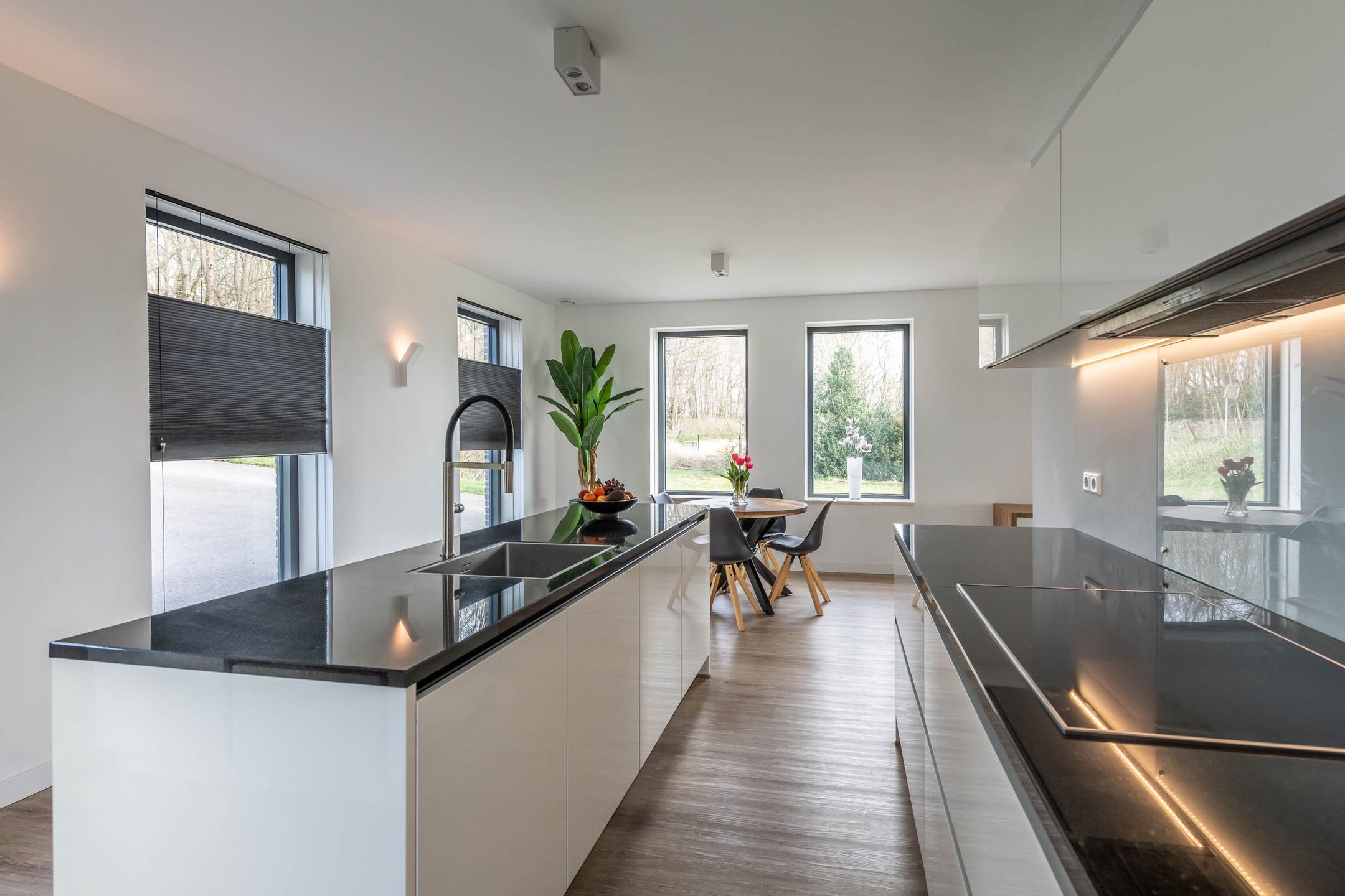 Foto 24 van Zilkerduinweg 394-A