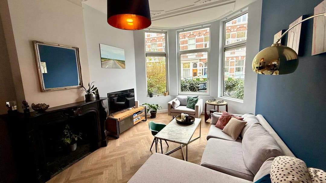 Photo 1 of Adelheidstraat 26