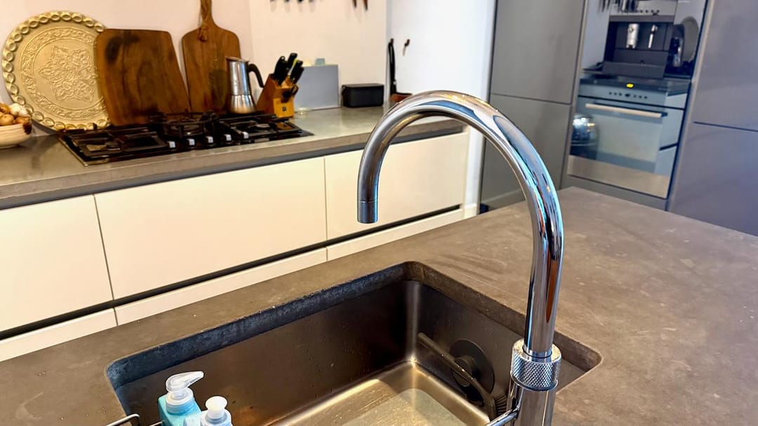 Photo 11 of Adelheidstraat 26