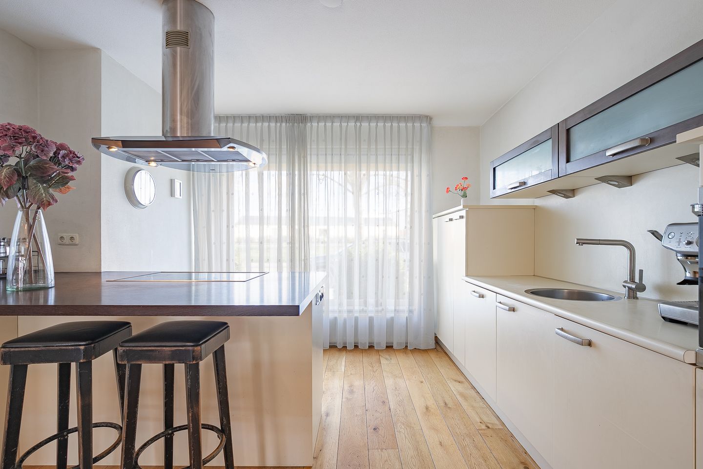 Foto 4 van Bloemenweg 152