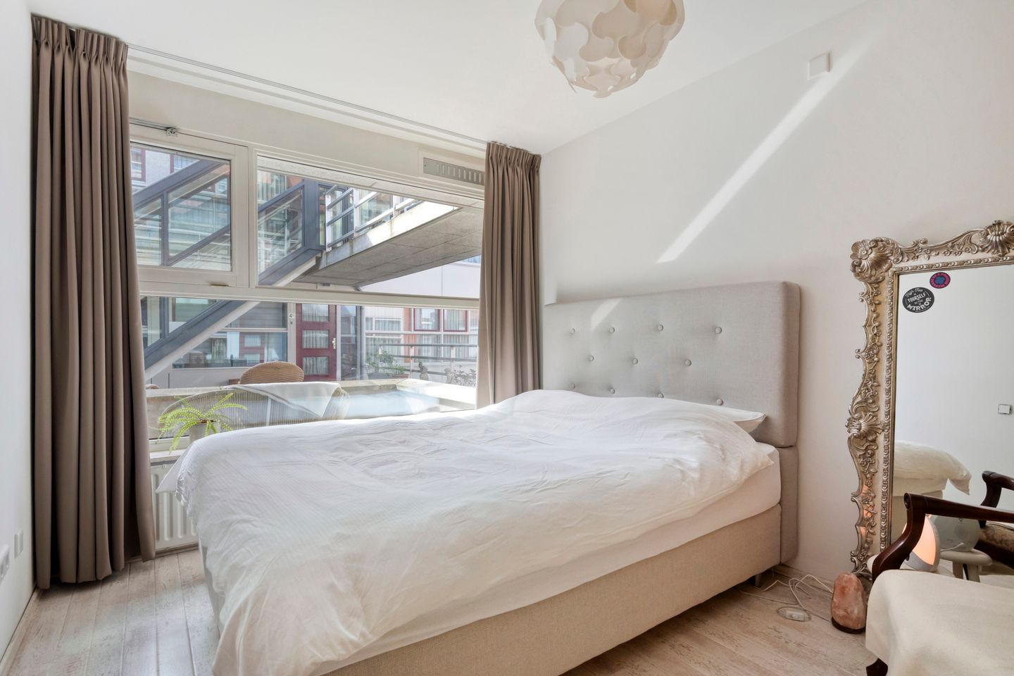 Foto 20 van Thorbeckeplein 4-A