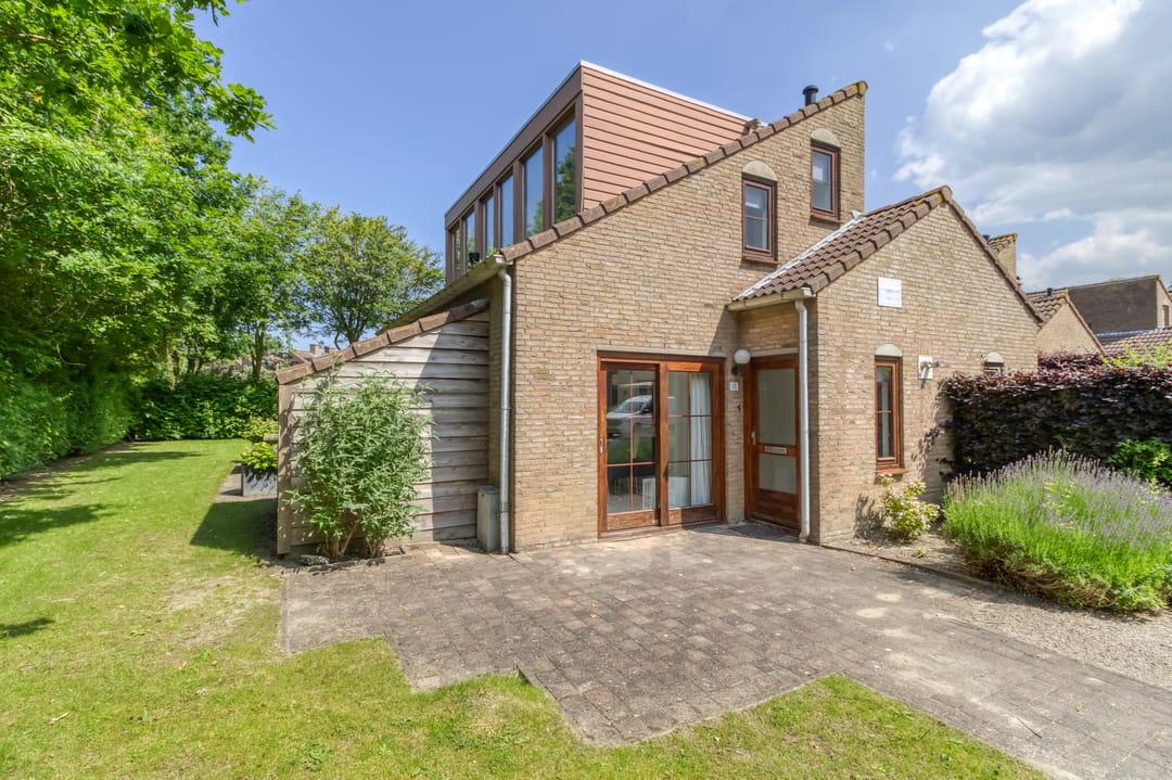 Photo 26 of Joost de Moorstraat 11