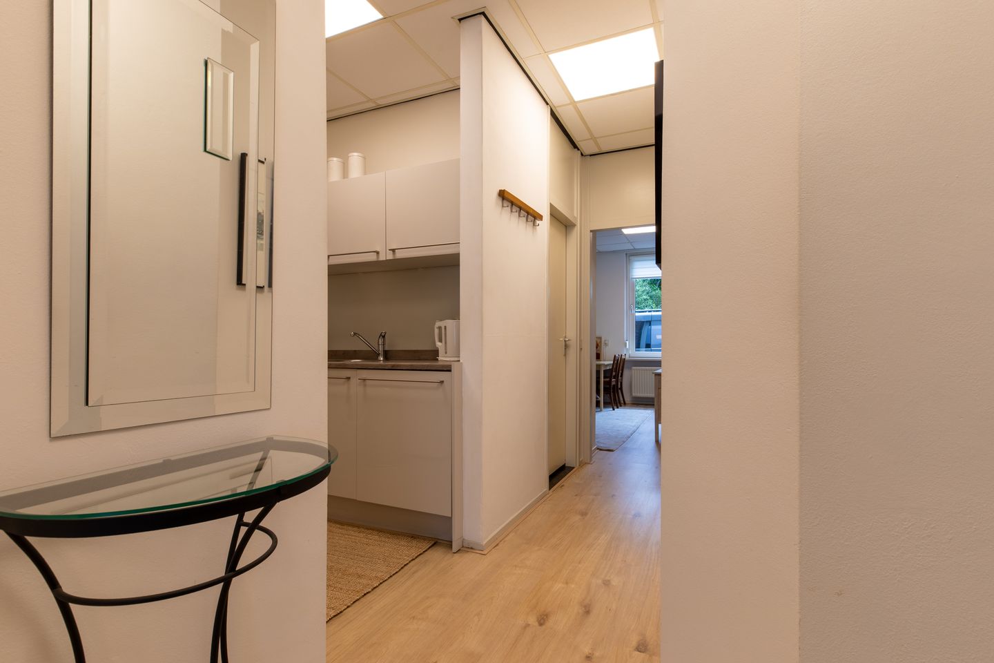 View photo 4 of Elsstraat 9