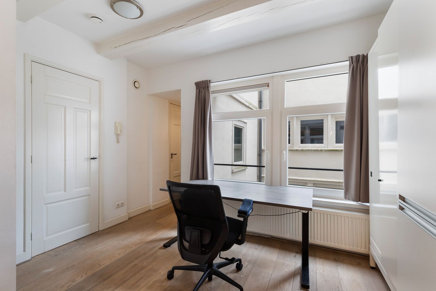 Foto 14 van Oudezijds Achterburgwal 152-C