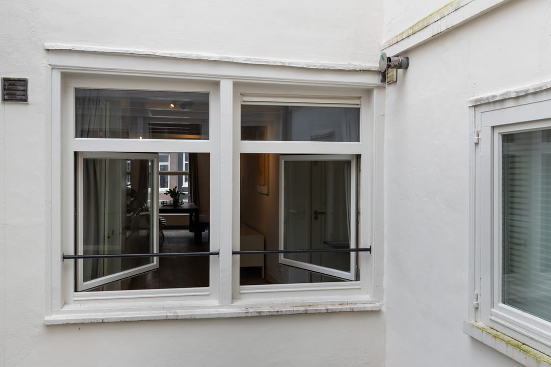 Foto 26 van Oudezijds Achterburgwal 152-C