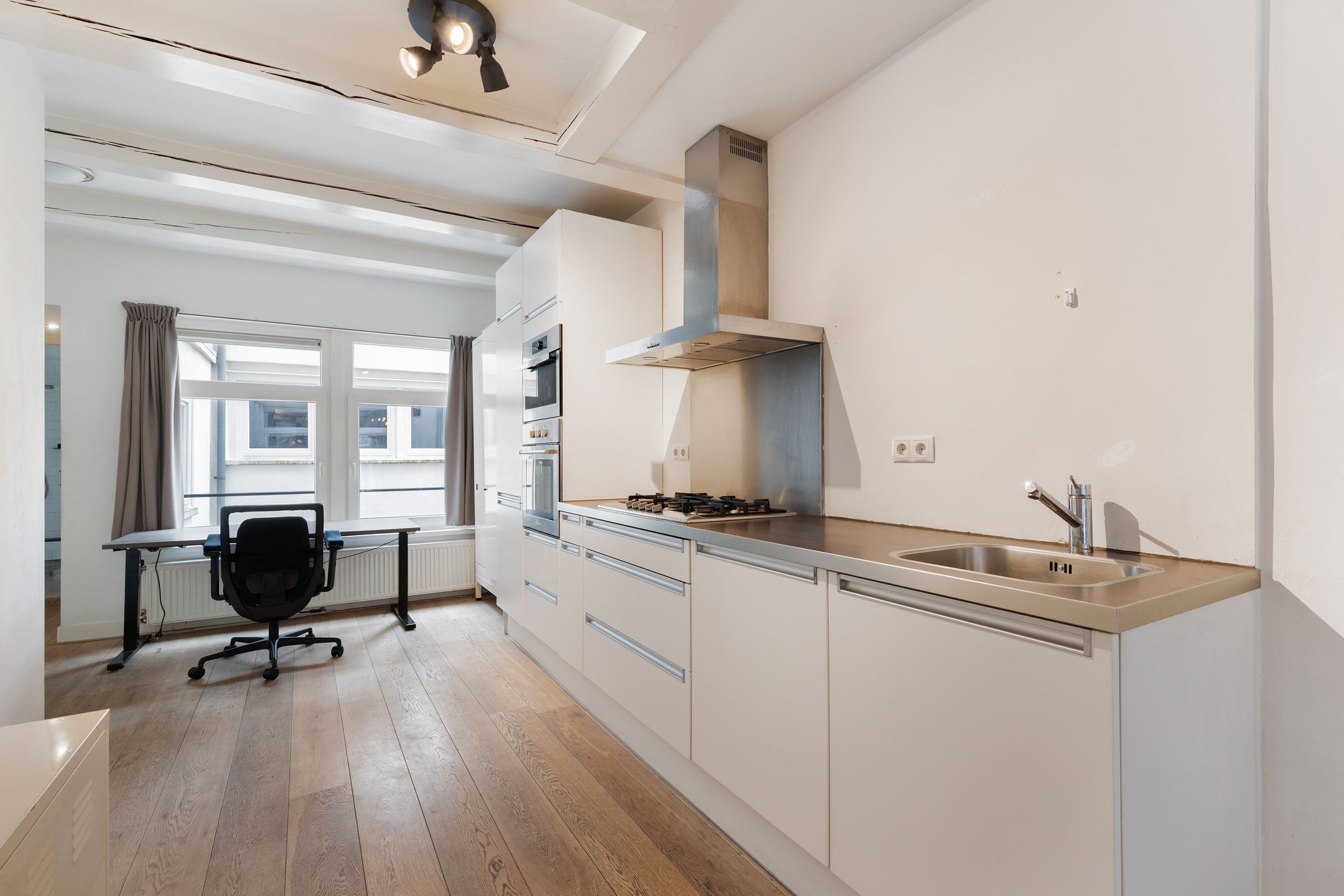 Foto 3 van Oudezijds Achterburgwal 152-C