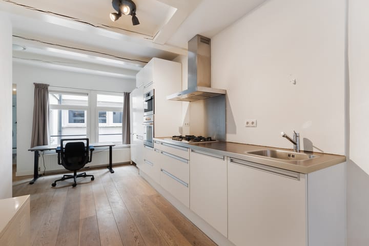 Foto 3 van Oudezijds Achterburgwal 152-C