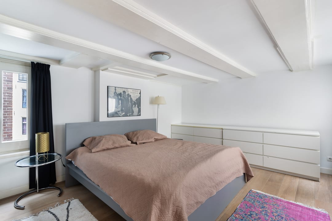 Foto 16 van Oudezijds Achterburgwal 152-C