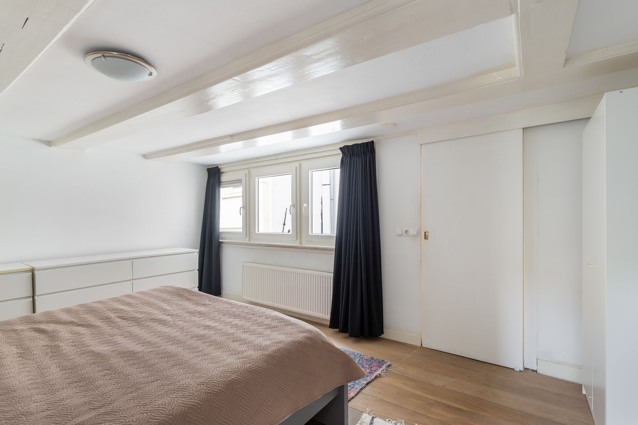 Foto 18 van Oudezijds Achterburgwal 152-C