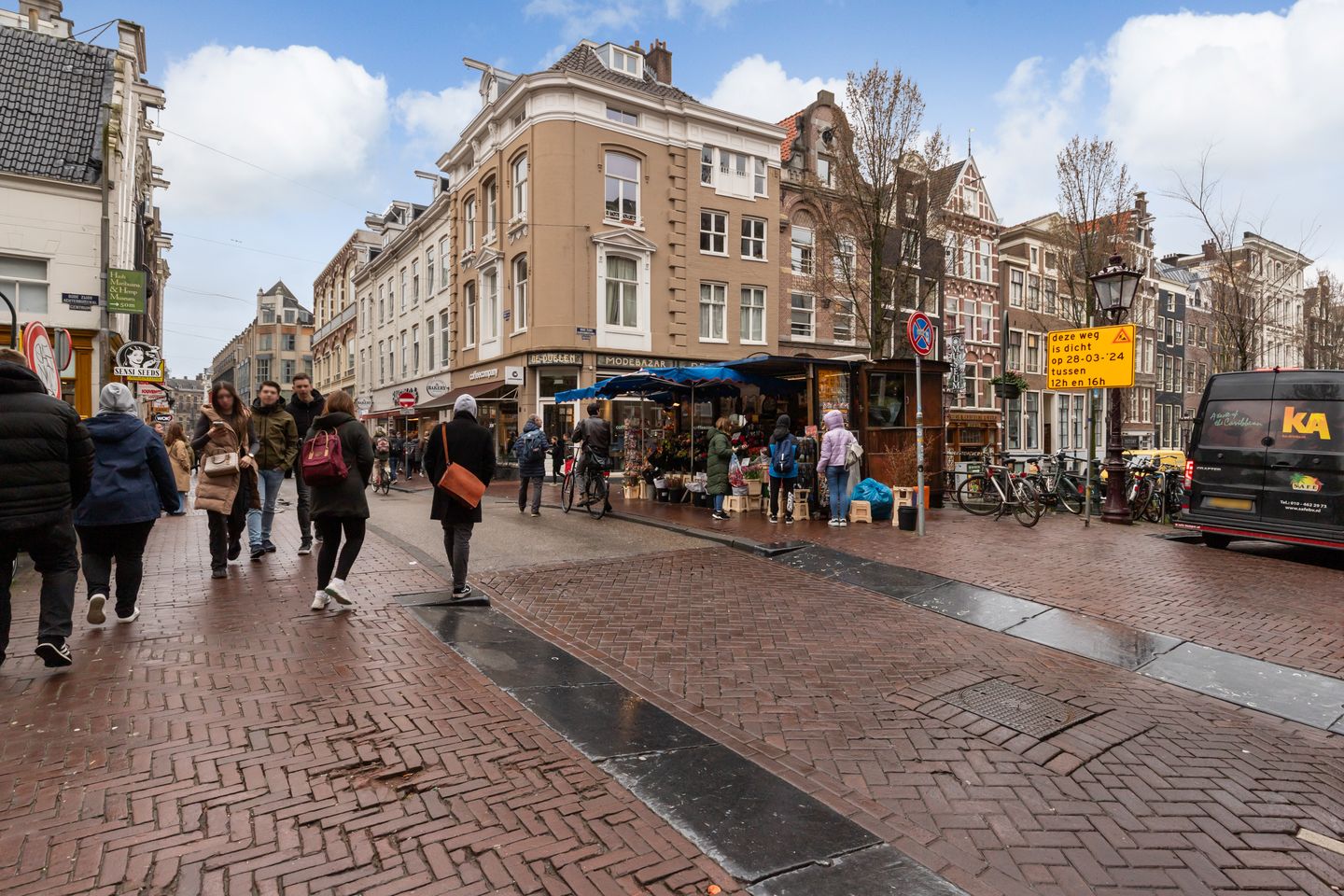 Foto 29 van Oudezijds Achterburgwal 152-C