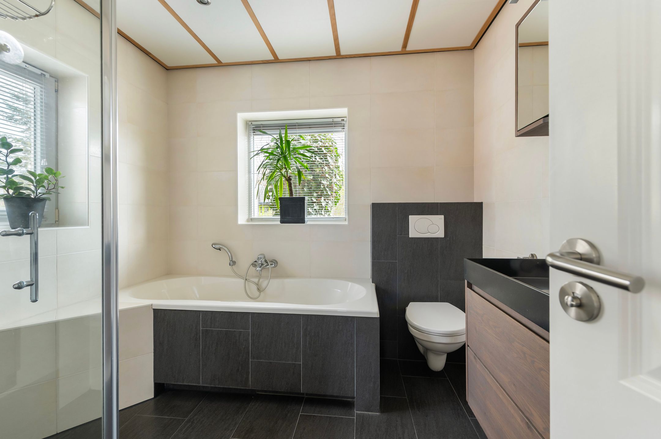 Foto 21 van Tramstraat 25