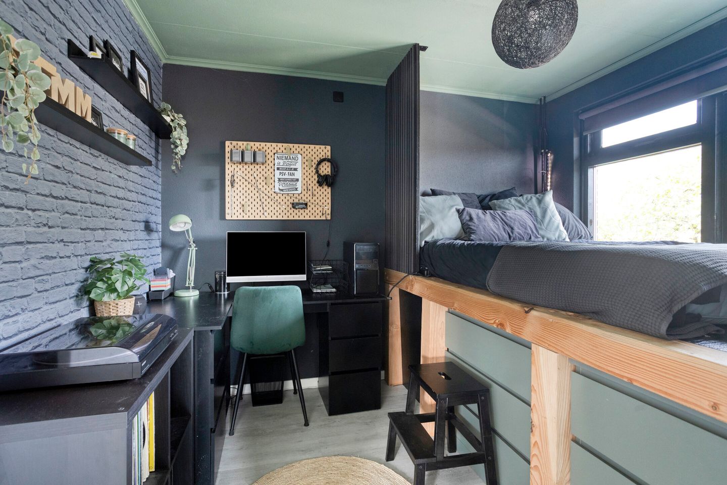 Foto 19 van Burgemeester van Roosmalenstraat 31