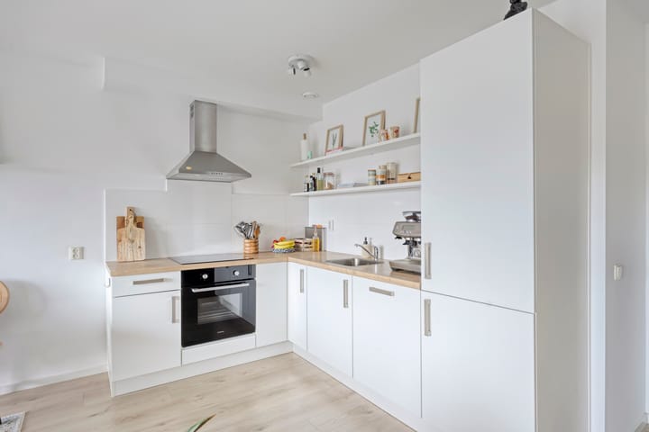 Photo 3 of Arthur van Schendelplein 19