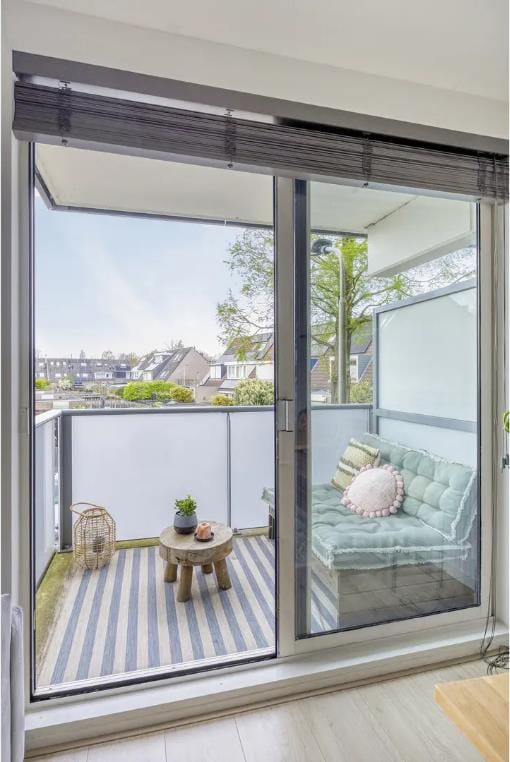 Photo 4 of Arthur van Schendelplein 19