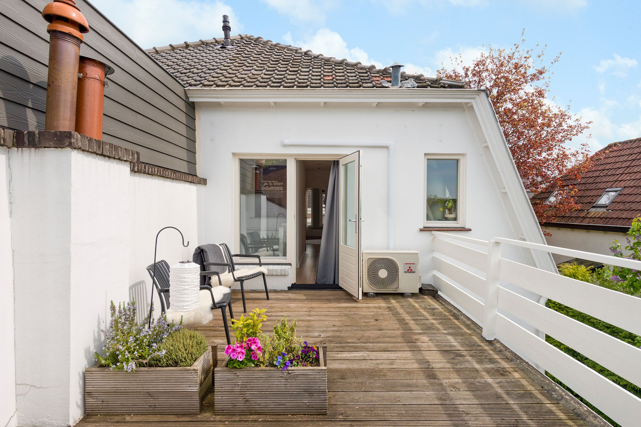 Foto 51 van Jan van Embdenweg 30