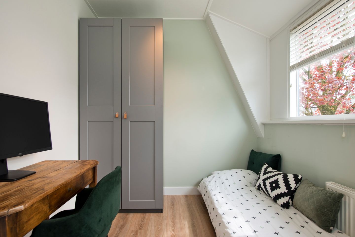 Foto 40 van Jan van Embdenweg 30