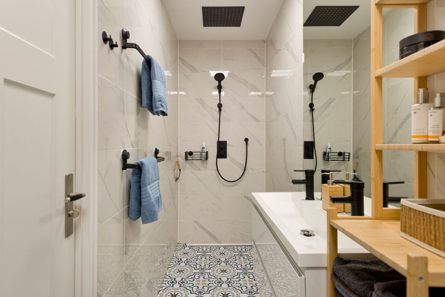 Foto 44 van Jan van Embdenweg 30