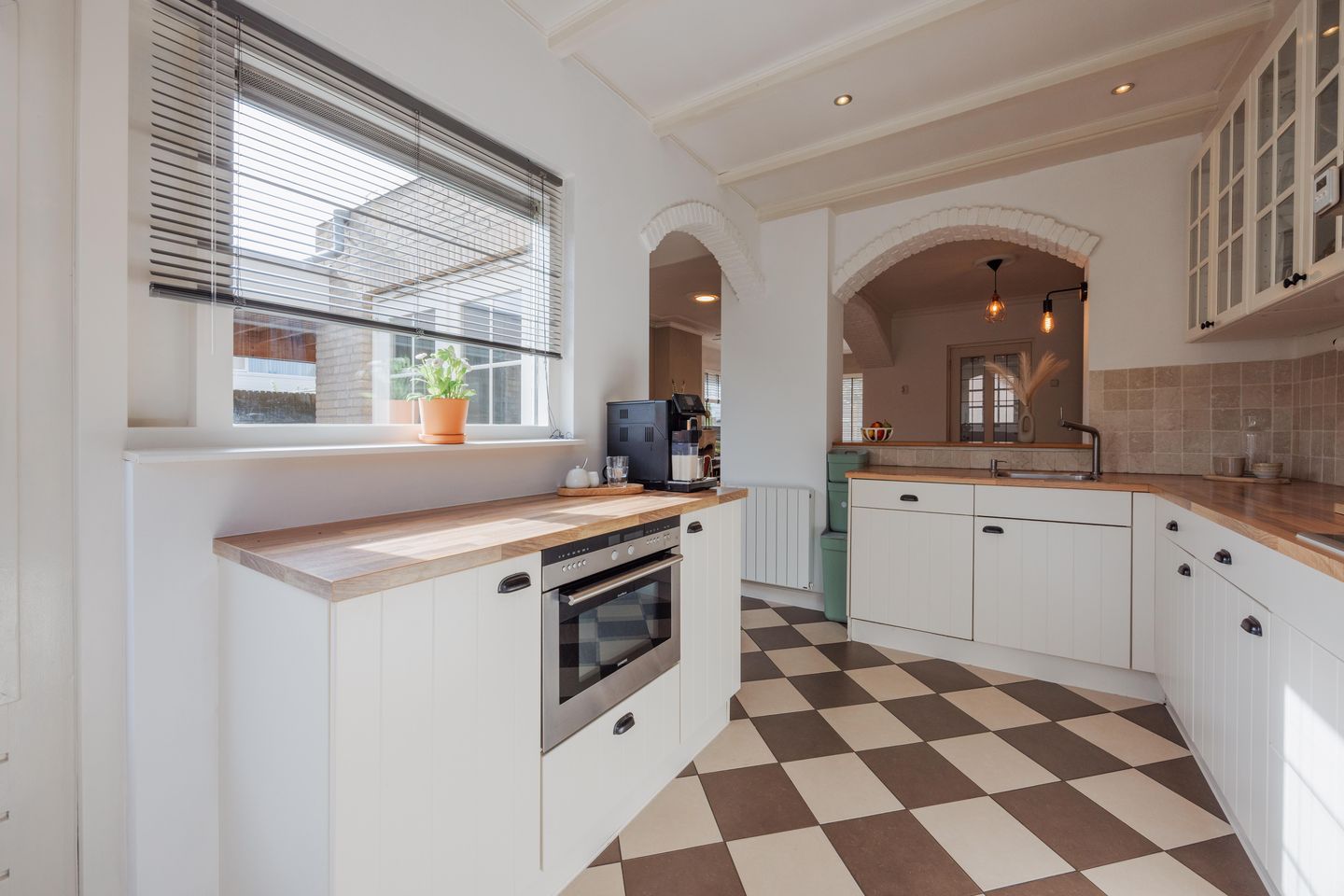 Foto 20 van Biezenstraat 2