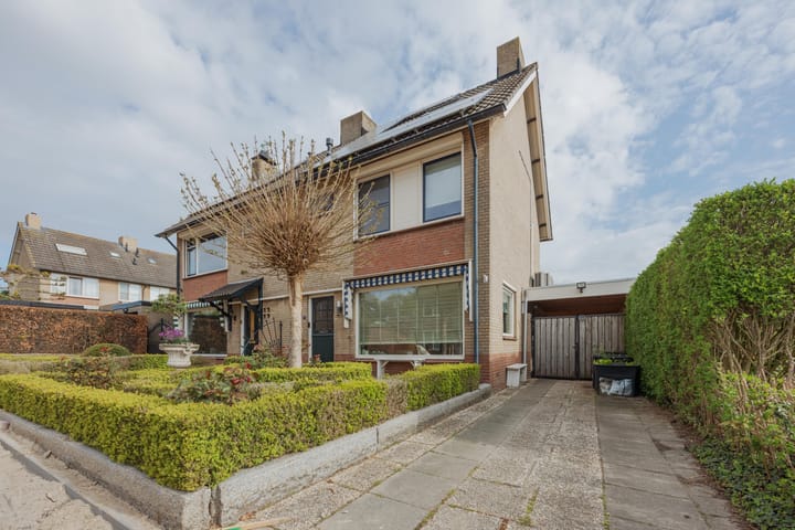 Biezenstraat 2