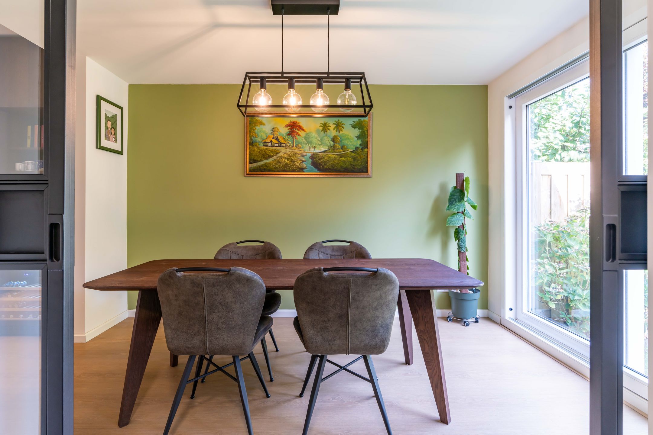 Foto 21 van Hendrik Zwaardecroonstraat 84