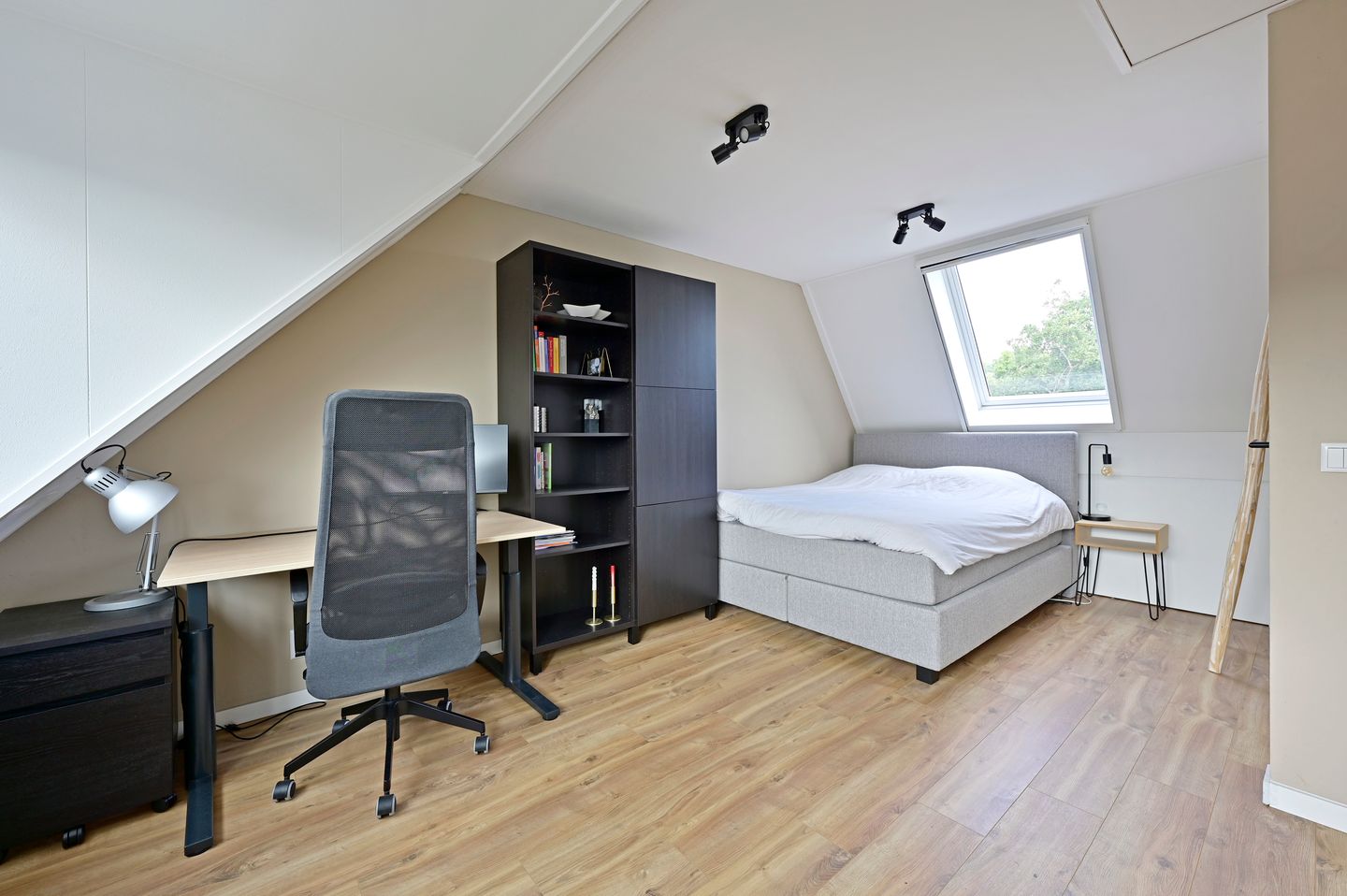 Foto 14 van Grendel 8