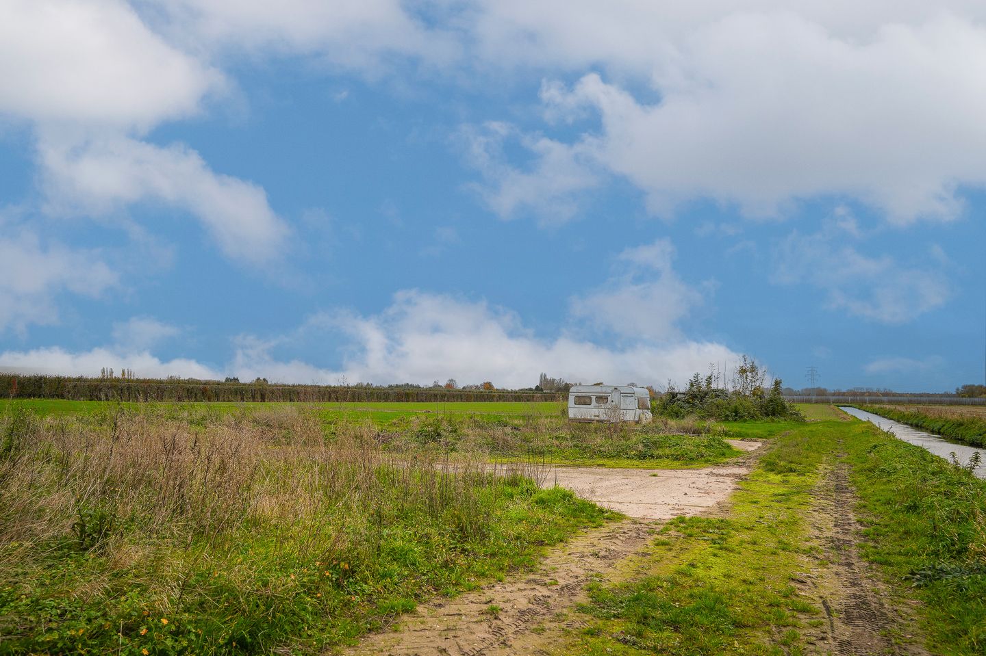 Detached farmhouse with spacious grounds and development potential in the Betuwe — 35