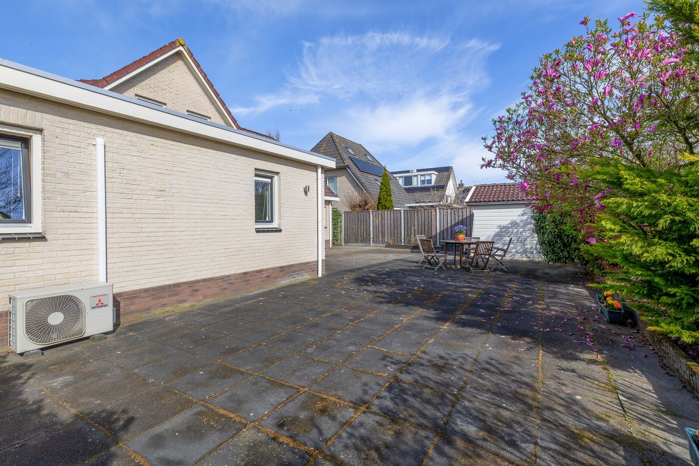 Foto 34 van Korenbloemweg 14