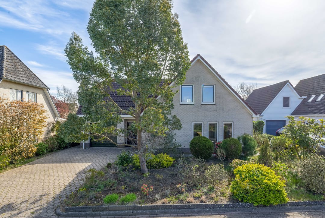 Foto 1 van Korenbloemweg 14