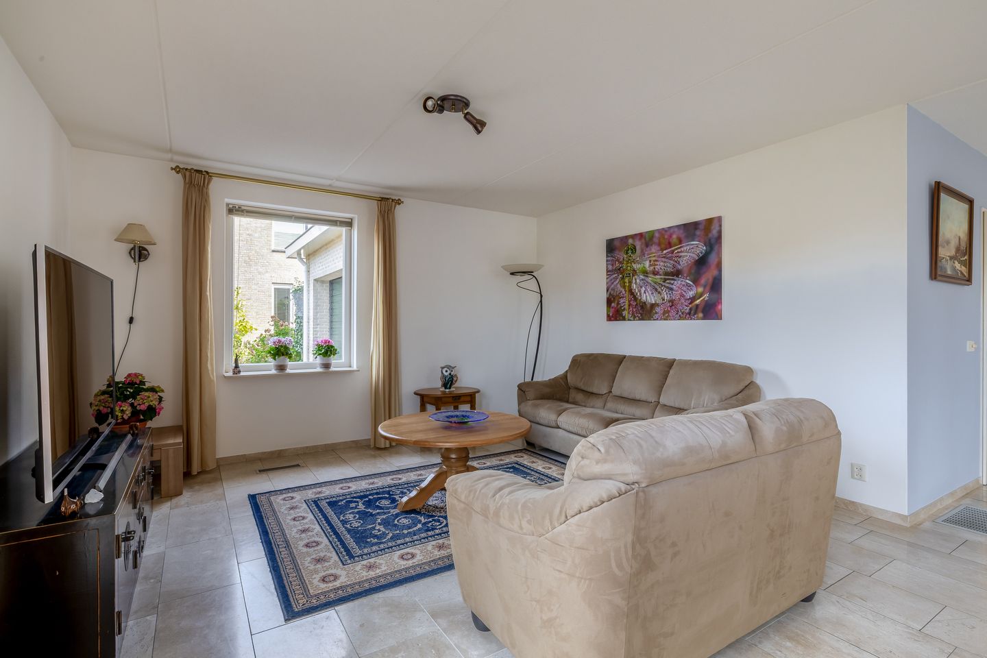 Foto 10 van Korenbloemweg 14