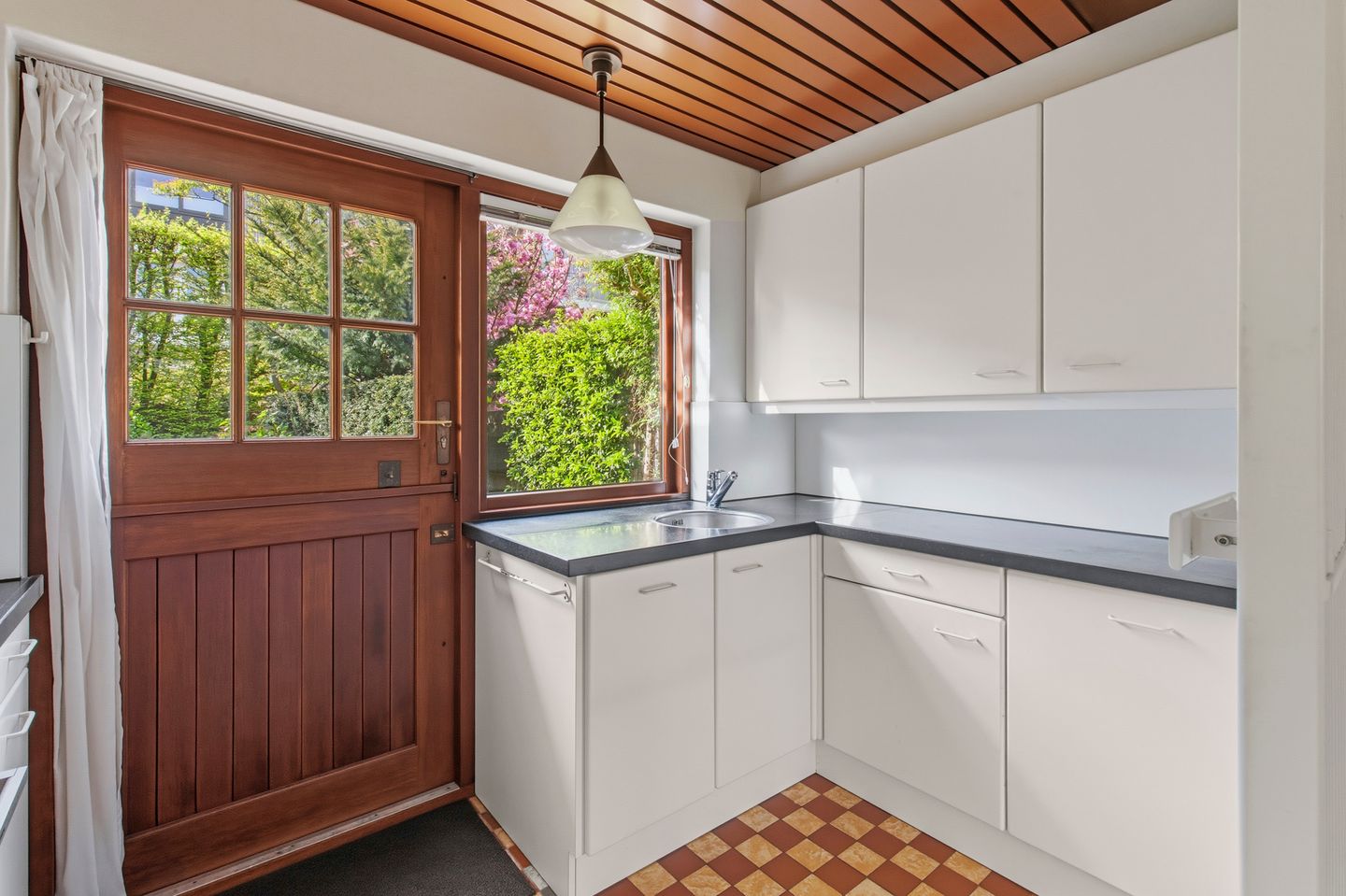 Foto 10 van Bertus van Grouwstraat 43