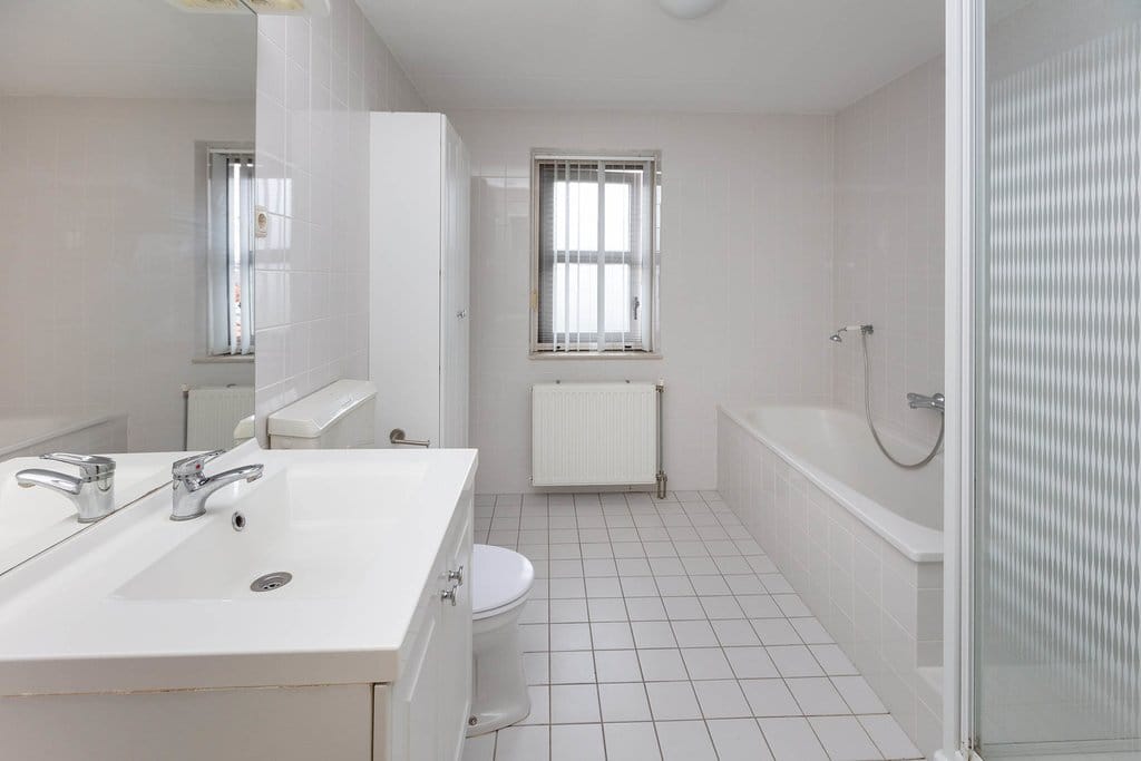 Photo 17 of dokter Eshuisstraat 2