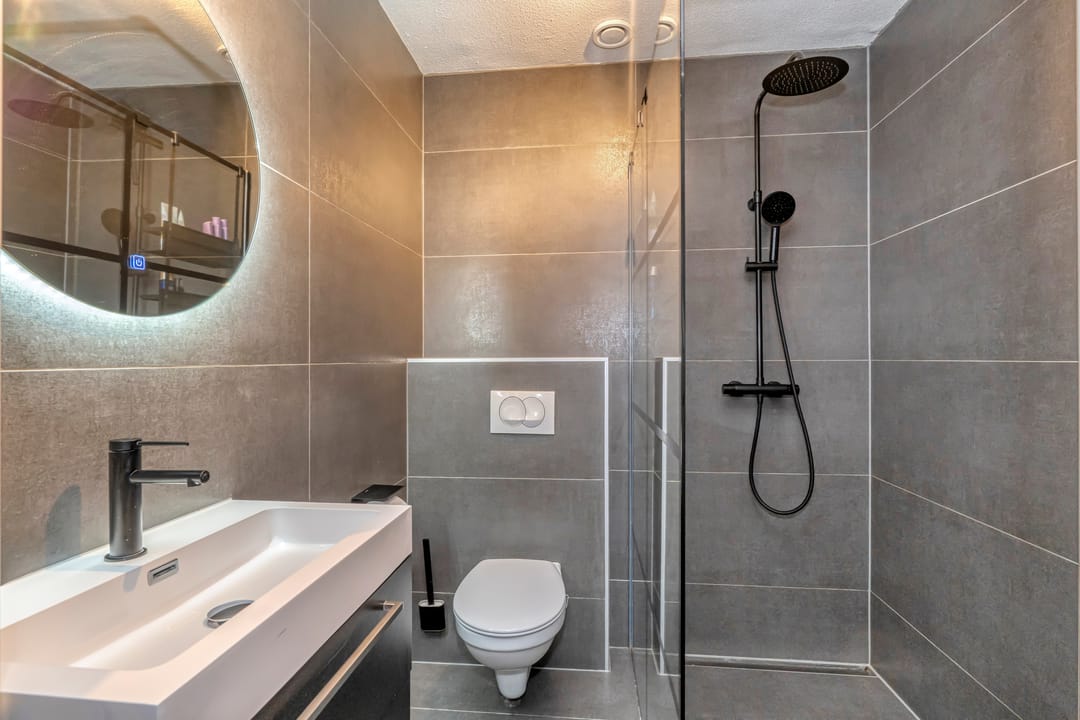 Photo 13 of Ledastraat 19