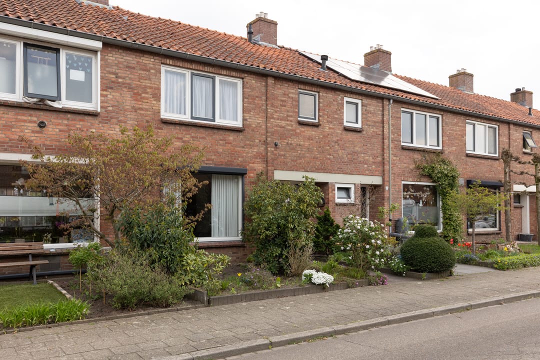 Photo 1 of Hugo de Grootstraat 5